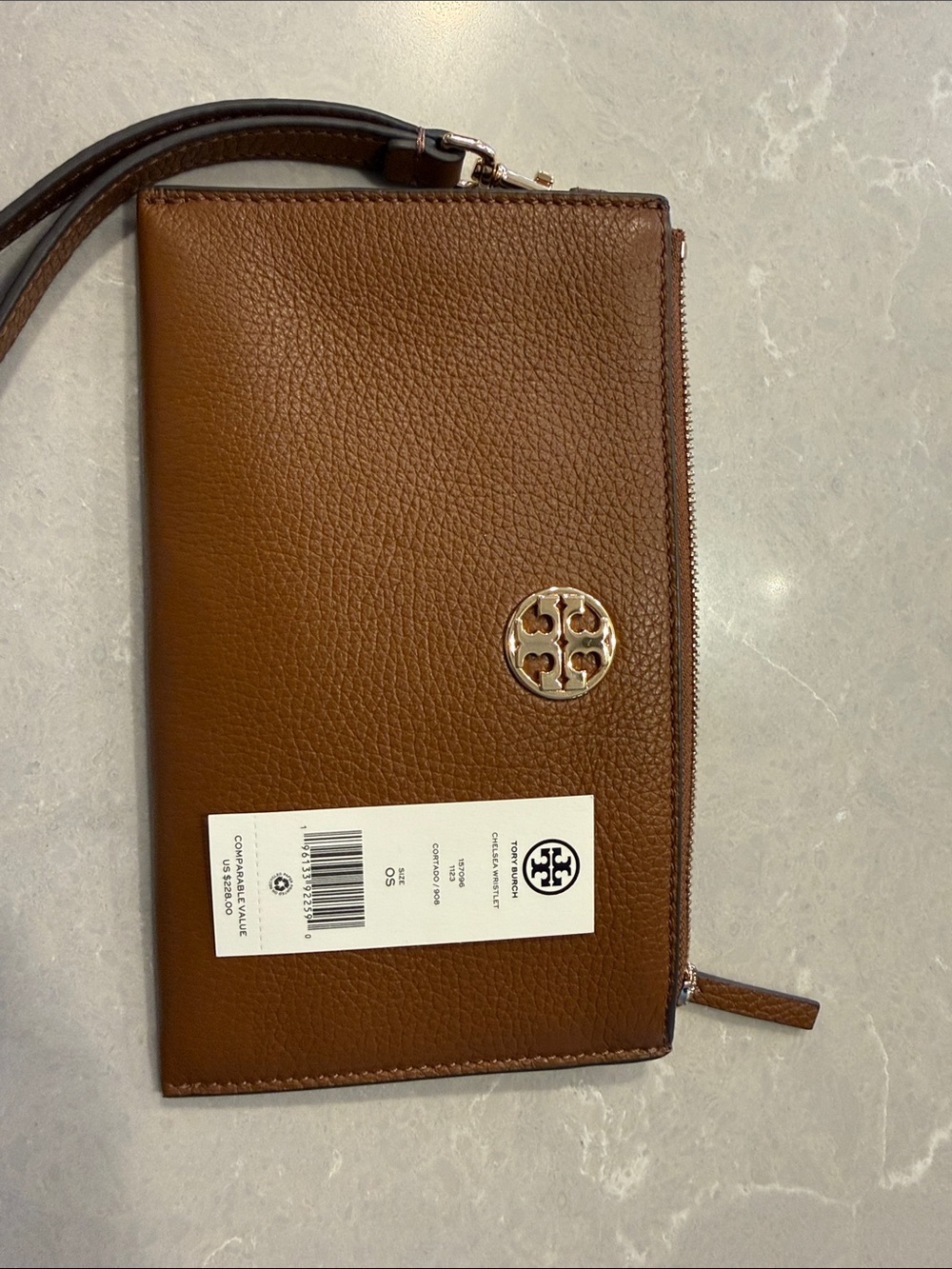Tory Burch Chelsea Pebbled Leather Wristlet with Gold Logo (Cortado)